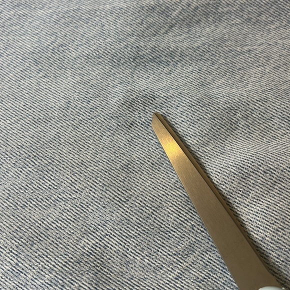 Brittania vintage size 4/6 pleated denim cut hem
427 - Picture 11 of 16